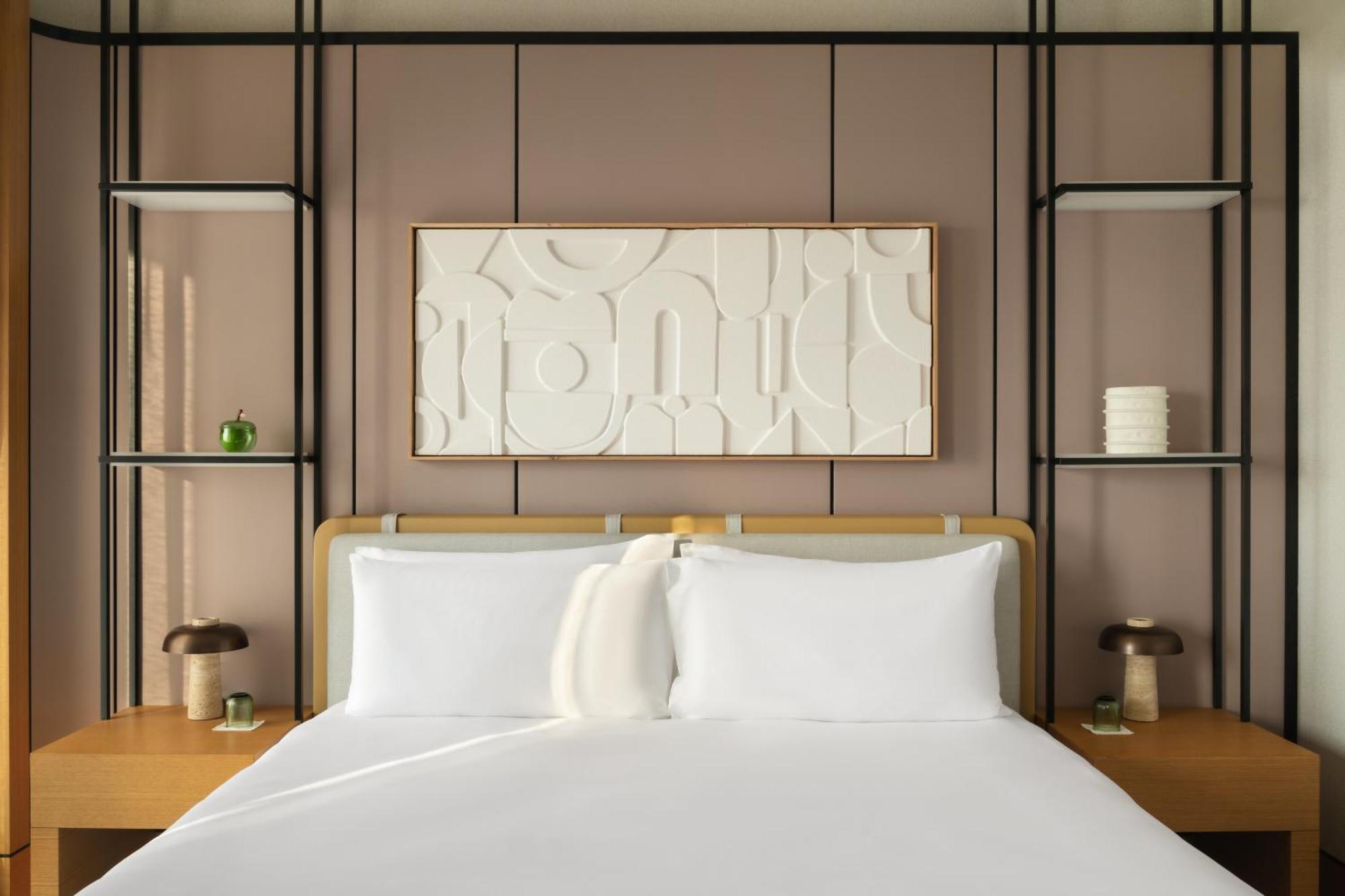 Delano Dubai At Bluewaters Hotel Exterior photo A bedroom at the hotel