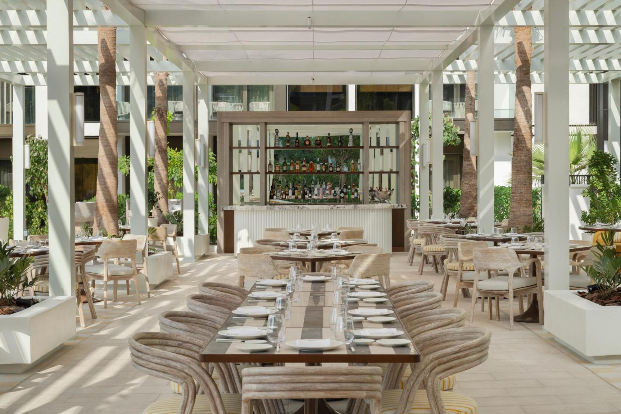 Delano Dubai At Bluewaters Hotel Exterior photo The Terrace