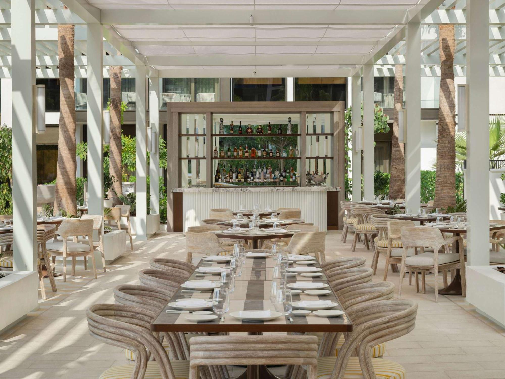 Delano Dubai At Bluewaters Hotel Exterior photo The Terrace