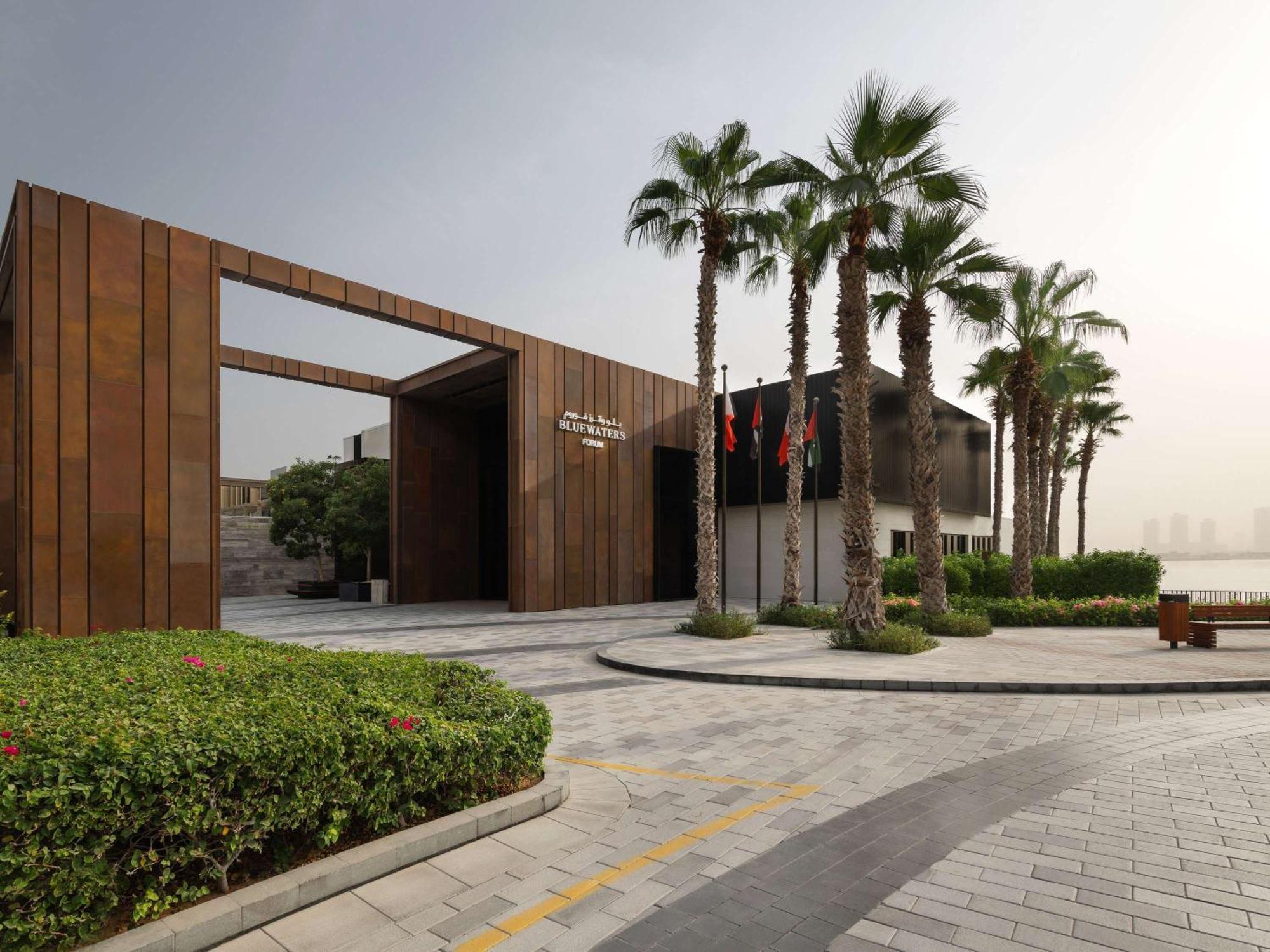 Delano Dubai At Bluewaters Hotel Exterior photo The Jumeirah Islands Club