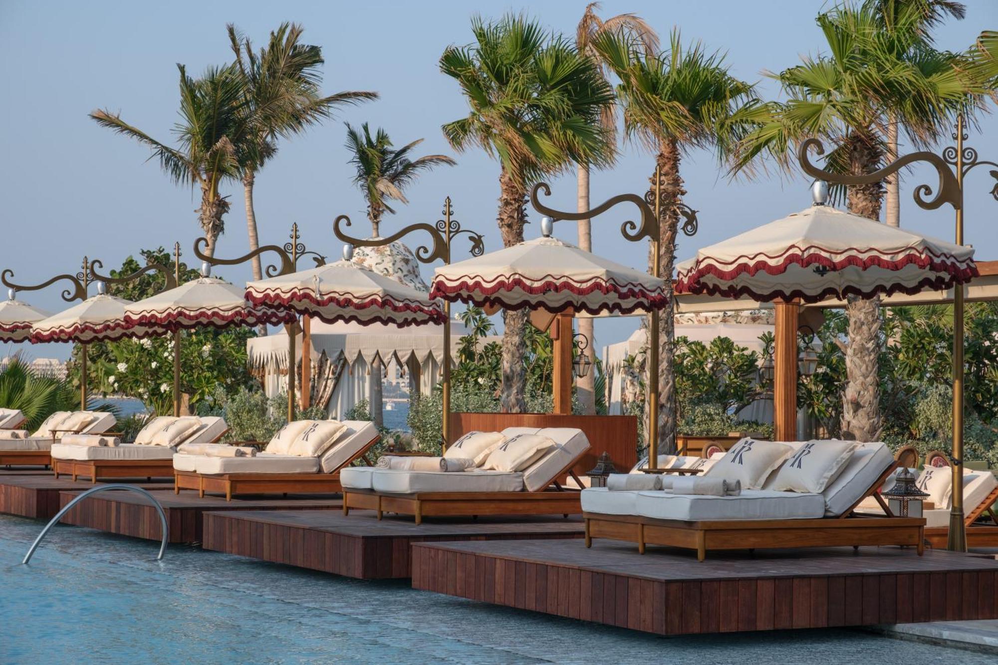Delano Dubai At Bluewaters Hotel Exterior photo The Cove Beach Club